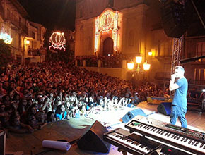 Concerto Marco Carta Vallefiorita 2013
